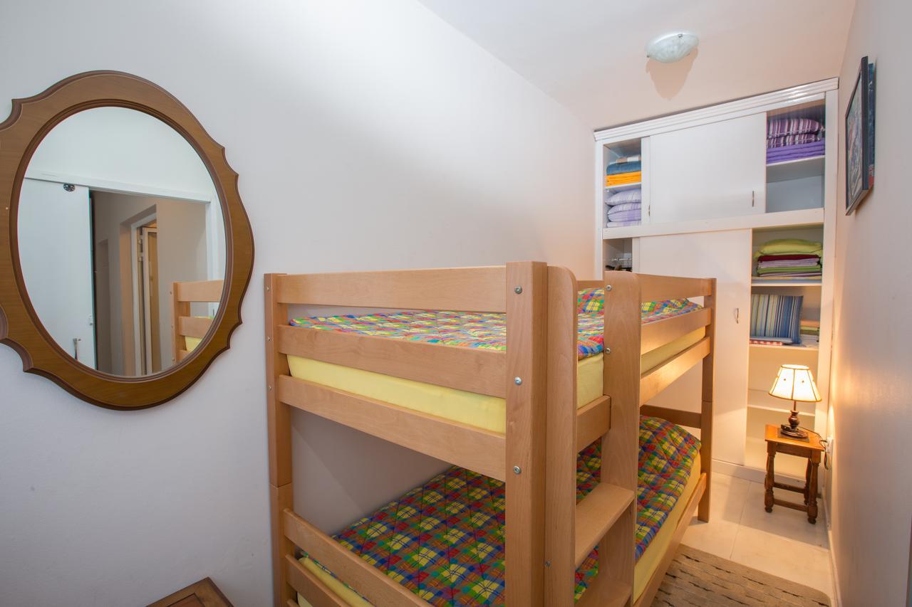 Appartement Valentina Apartman à Petrovac Extérieur photo